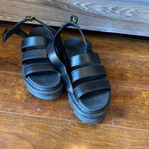 Dr. Marten Platform Sandal